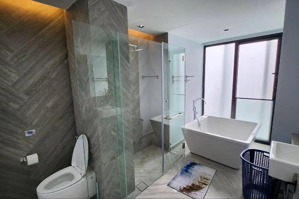 Lumi Tropicana, Petaling Jaya 01 Golf View Apartment