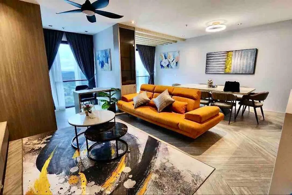 Lumi Tropicana, Petaling Jaya 01 Golf View Apartment